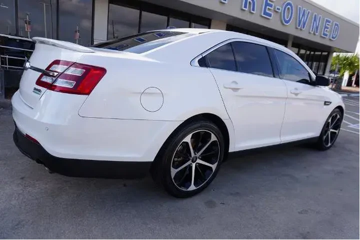 $19988 : Ford Taurus 2016 AWD SHO 4dr image 6