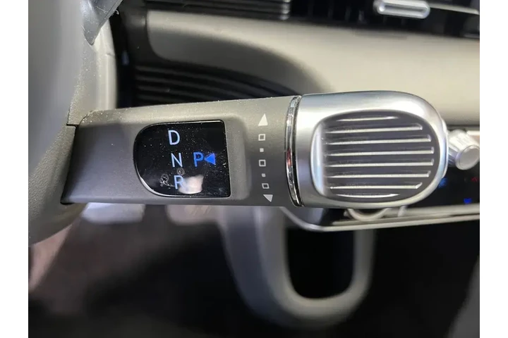 $21000 : Hyundai IONIQ 5 2022 SE 4dr image 9