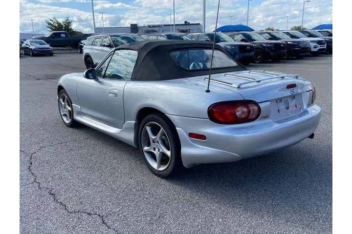 $9995 : Mazda MX-5 Miata 2003 SE 2dr image 4