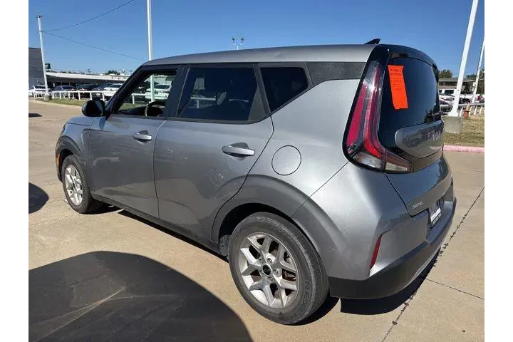 $14987 : Kia Soul 2024 S 4dr Crossove image 5