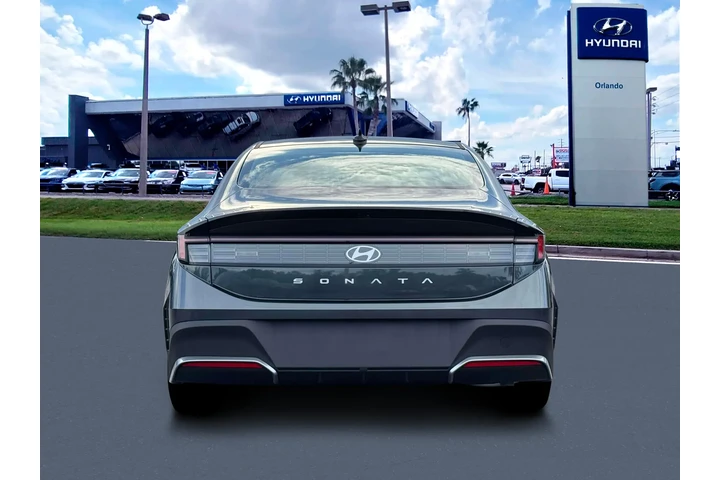 $25691 : Hyundai SONATA 2026 SE 4dr S image 6