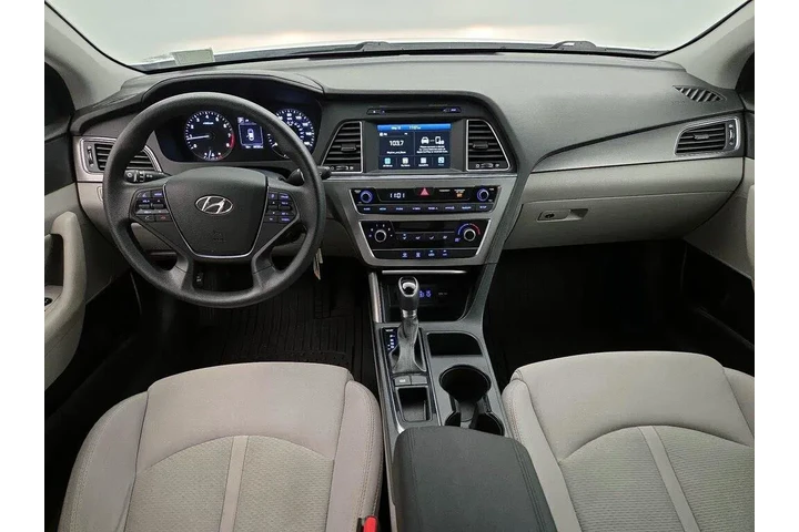 $13599 : Hyundai SONATA 2017 Sport 4d image 9