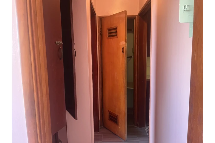 $1900 : Apartment in Huntington Park image 9