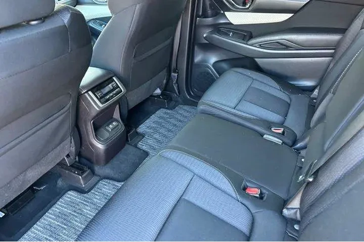 $21900 : Subaru Ascent 2019 AWD Premi image 7