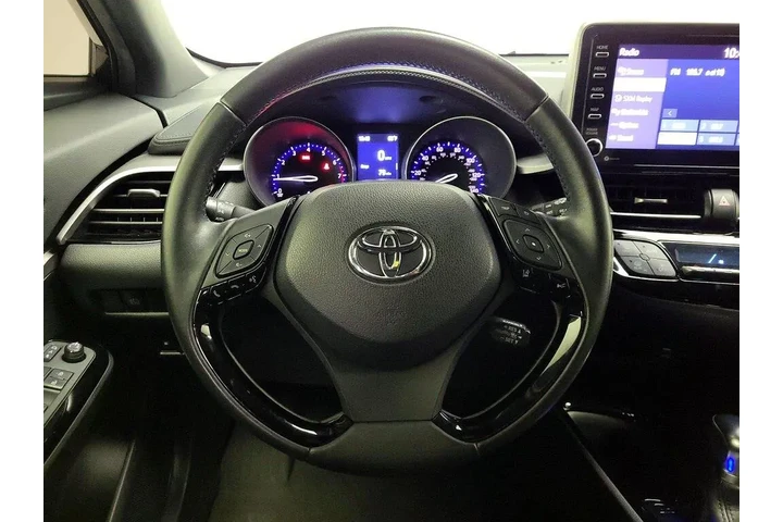 $20998 : Toyota C-HR 2021 Nightshade image 10