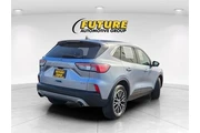 $19988 : Ford Escape Plug-In Hybrid 2 thumbnail