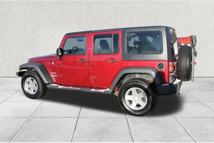 $9990 : Jeep Wrangler Unlimited 2012 image 10