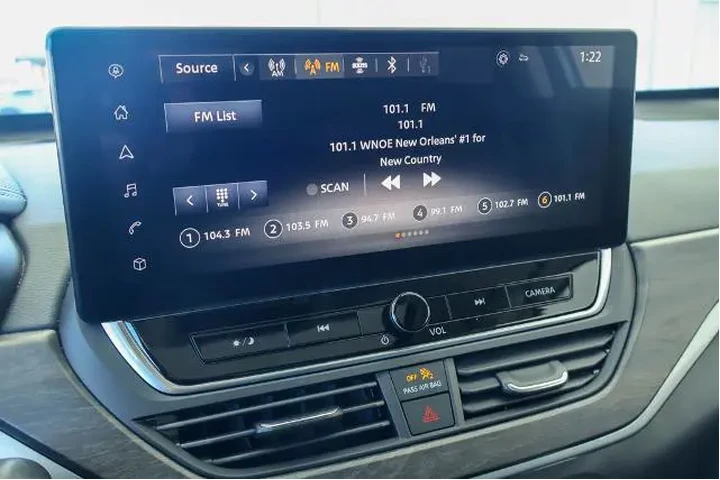 $18931 : Nissan Altima 2023 2.5 SV 4d image 5