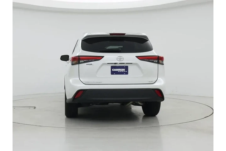 $37998 : Toyota Highlander 2022 XLE 4 image 6