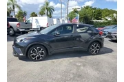 $12995 : Toyota C-HR 2019 LE 4dr Cros thumbnail