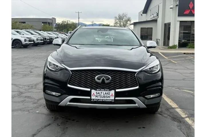 $15696 : INFINITI QX30 2017 AWD Premi image 2