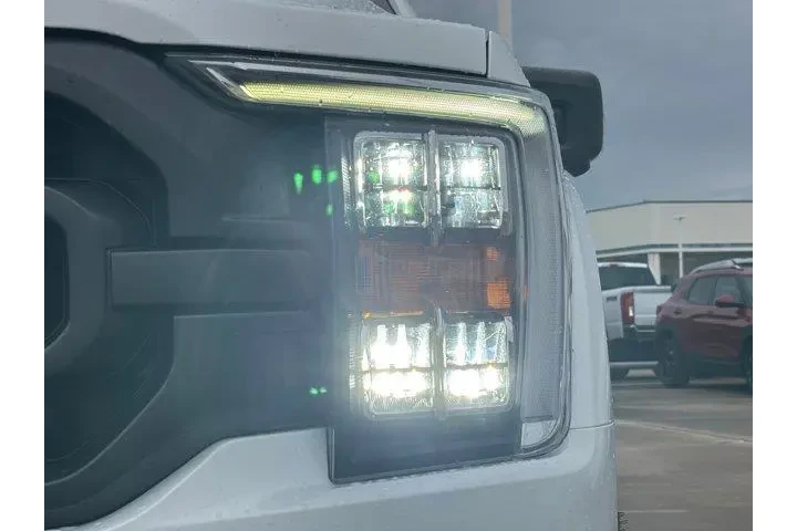 $32499 : Ford F-150 2021 4x4 XLT 4dr image 9