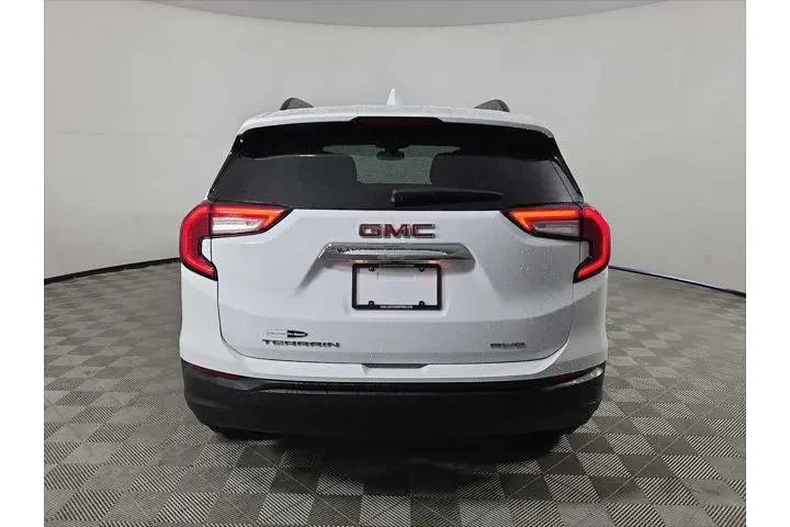 $22400 : GMC Terrain 2023 AWD SLE 4dr image 7