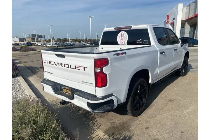 $31900 : Chevrolet Silverado 1500 202 image 3