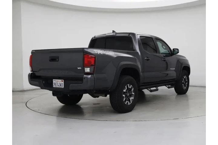 $36998 : Toyota Tacoma 2018 4x4 TRD P image 8