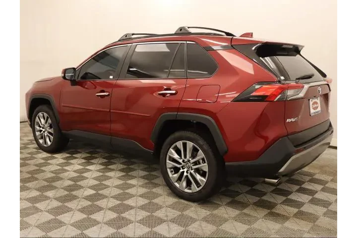 $31995 : Toyota RAV4 2022 AWD Limited image 6