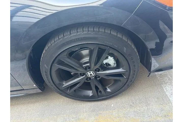 $33987 : Honda Civic 2026 Si 4dr Seda image 2