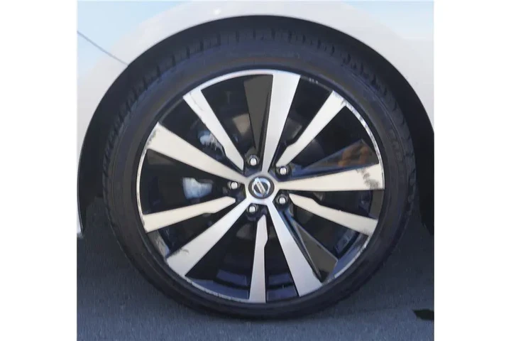 $15984 : 2021 Altima 2.5 SR image 10