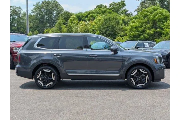 Kia Telluride 2023 EX 4dr SU image 7