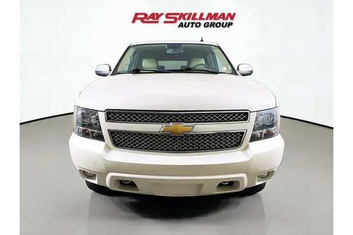 $15975 : Chevrolet Suburban 2013 4x4 image 3