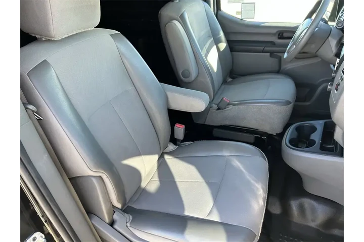 $25654 : Nissan NV 2021 2500 HD S 3dr image 10