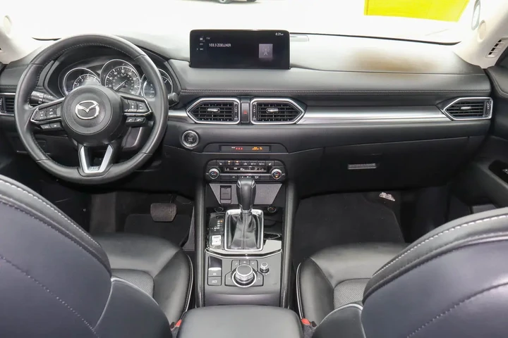 $26587 : 2025 CX-5 2.5 S Select Packag image 10