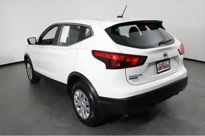 $14587 : Nissan Rogue Sport 2019 S 4d image 4