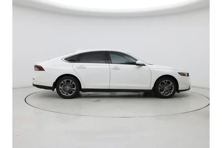 $24998 : Honda Accord 2023 EX 4dr Sed image 7