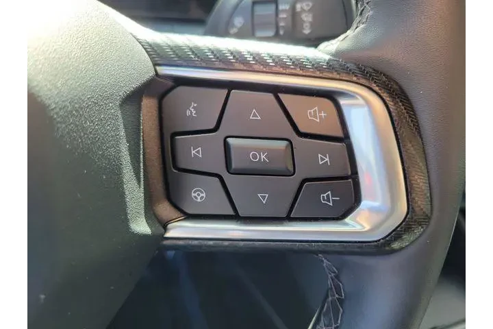 $32988 : Ford Mustang 2026 EcoBoost P image 6