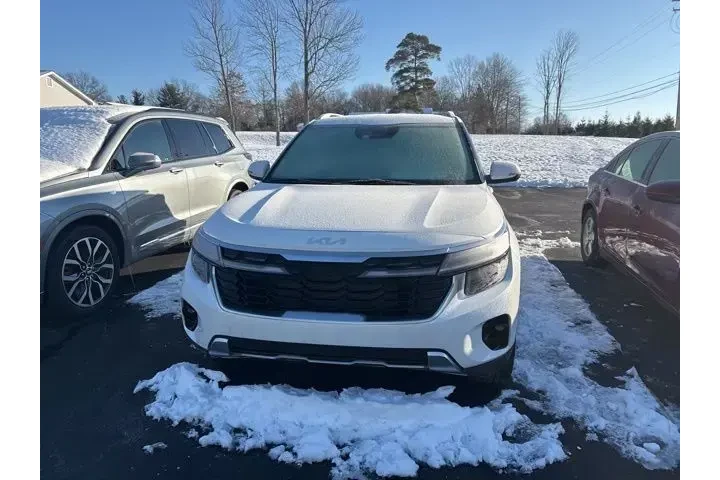 $24610 : Kia Seltos 2024 AWD S 4dr SU image 2