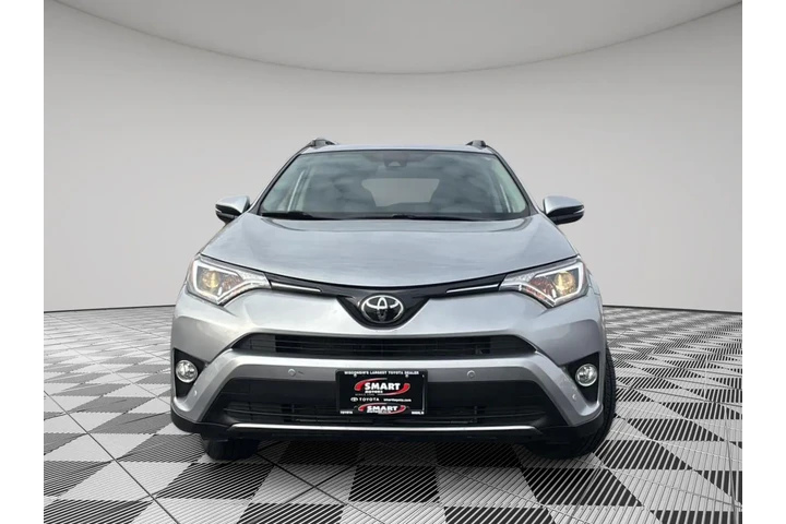 $25000 : Silver Certified2018 RAV4 XLE image 2