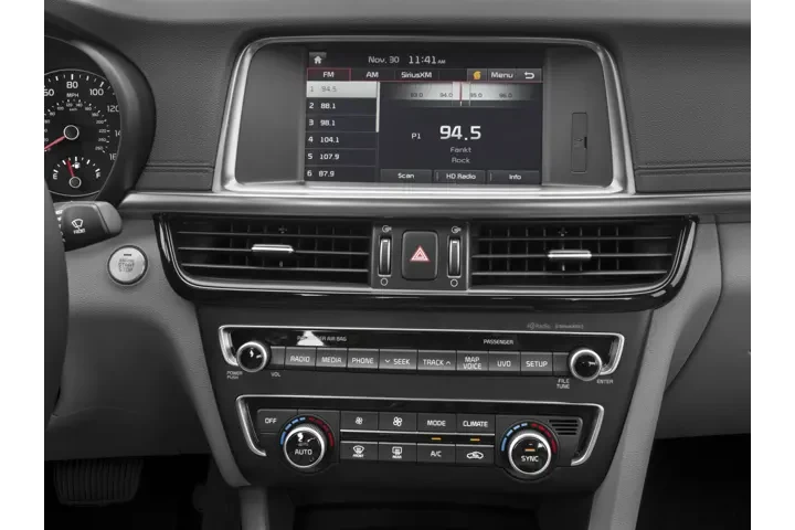 $5990 : 2017 Optima LX Turbo image 8