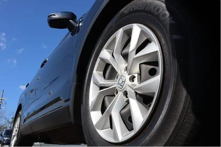 $25913 : Honda CR-V 2024 LX 4dr SUV image 10