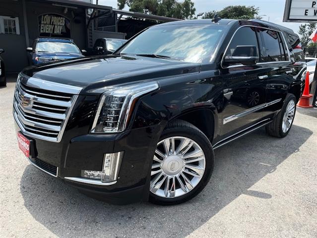 2017 Escalade 2WD 4dr Platinum image 1