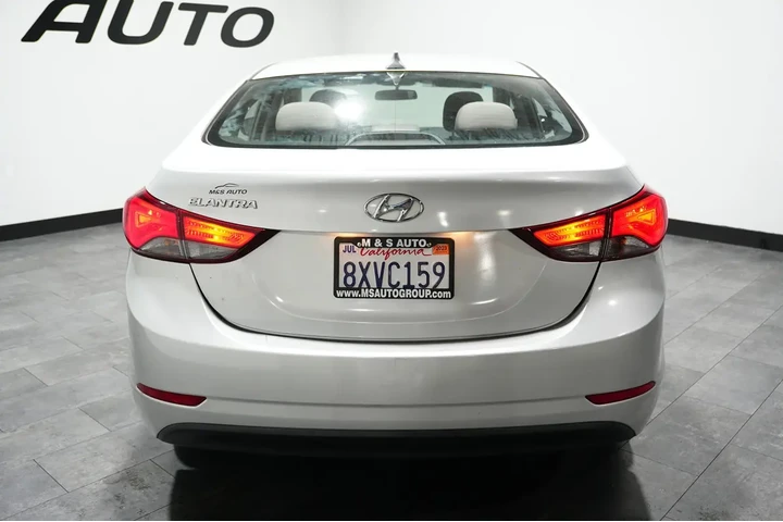 $10299 : 2016 Elantra SE image 7