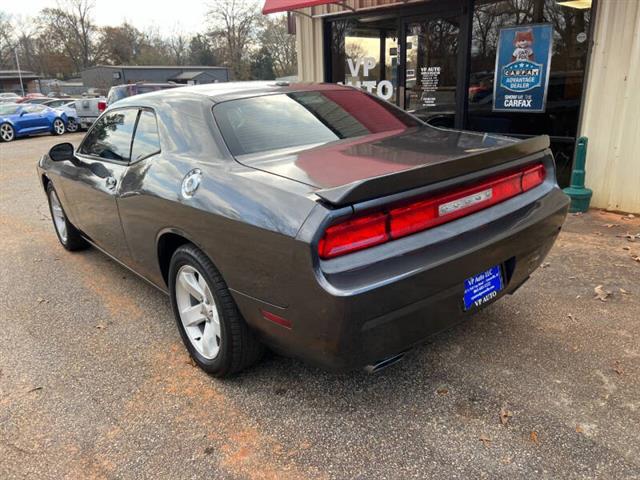 $10999 : 2013 Challenger SXT image 9