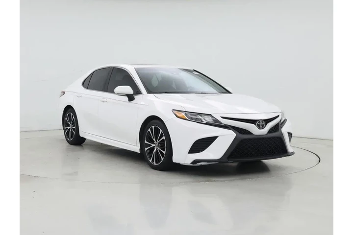 $20998 : Toyota Camry 2018 SE 4dr Sed image 1