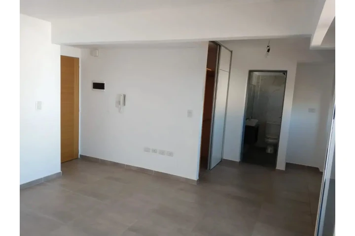 $300000 : Alquiler de Departamento Mono image 2