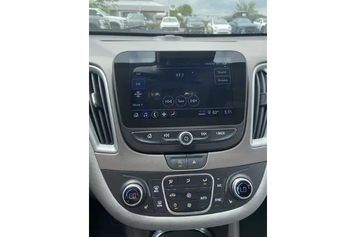 $21495 : Chevrolet Malibu 2024 LT 4dr image 7