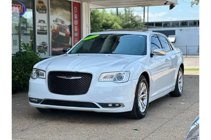 $13499 : 2017 300 C image 6