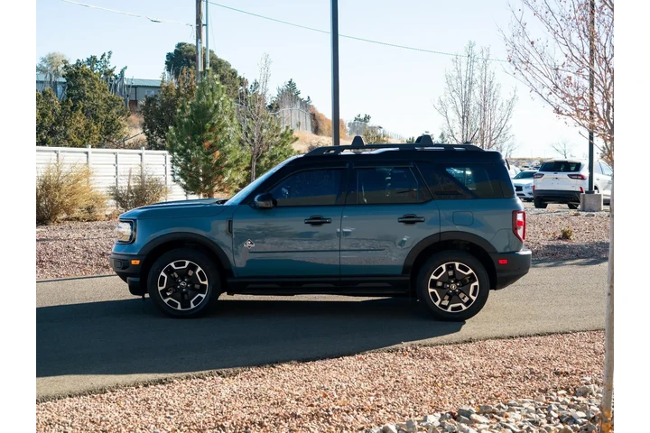 $24125 : 2022 Bronco Sport Outer Banks image 10