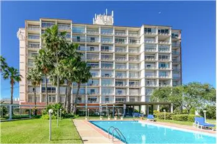 $1600 : Rental property with 1 bedro image 7