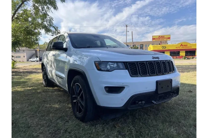 $16495 : 2018 Grand Cherokee Trailhawk image 3