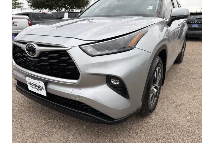 $32753 : 2022 Highlander XLE image 8