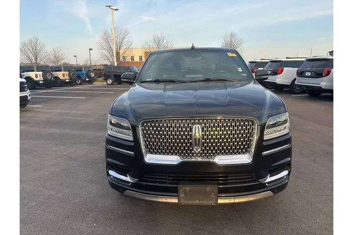 $23500 : Lincoln Navigator L 2018 4x4 image 2
