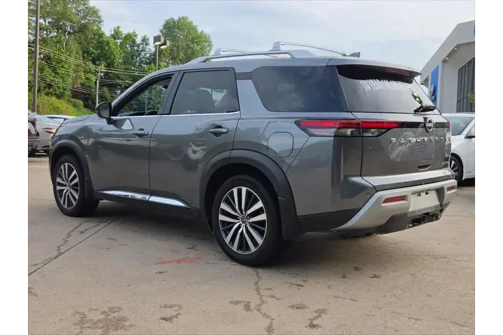 $27331 : Nissan Pathfinder 2022 Plati image 2