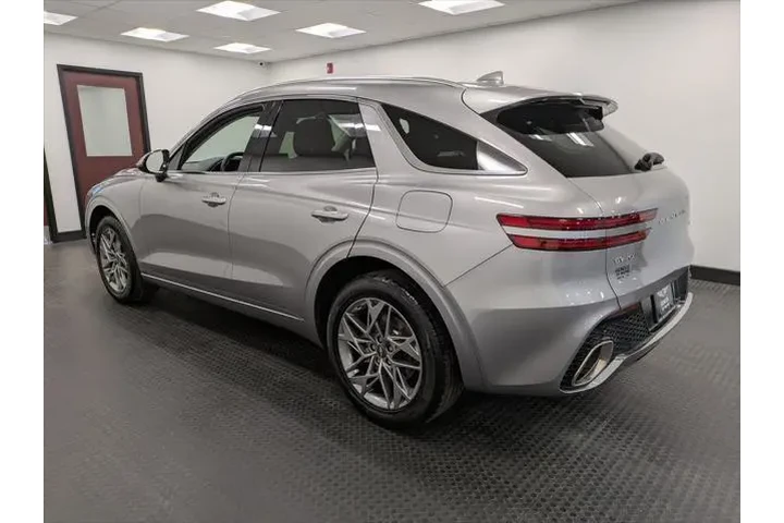 $36900 : Genesis GV70 2022 AWD 2.5T S image 6