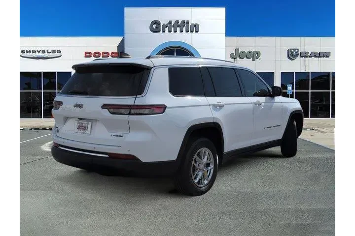 $27999 : Jeep Grand Cherokee L 2023 4 image 4