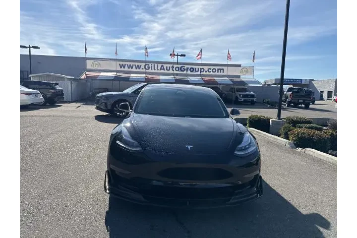 $18950 : Tesla Model 3 2018 Long Rang image 3