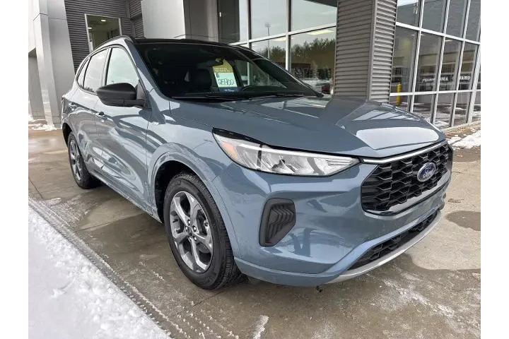 $25900 : Ford Escape 2023 AWD ST-Line image 10